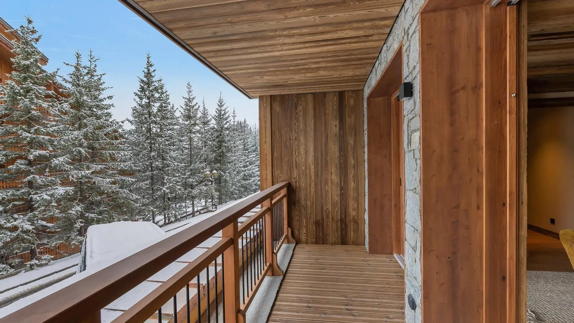 Appartement Neuf Avec Cuisine Equipee Et Parking A Meribel - Fr-1-565-80 Les Allues 0*,